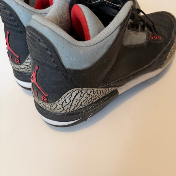 Men's Nike Jordan Retro 3 Black and Gray ‘Cement’ Football Cleats - Picture 3 of 4